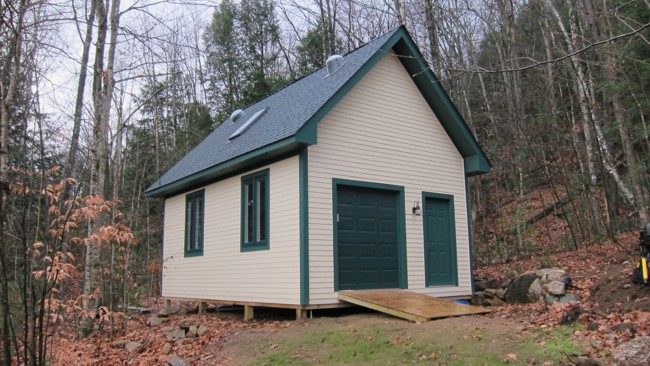 plans to build this deluxe 16 x 24-foot shed with a full attic. Plans 